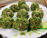 A picture of step 2 of Palak Ke Kofte.