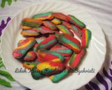 Foto langkah ke 8 dari resep Lidah Kucing Rainbow.
