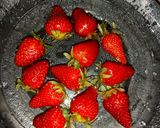 Foto del paso 1 de la receta: Frutillas bañadas en chocolate