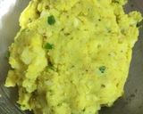 A picture of step 2 of Vada Pav.