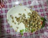 A picture of step 1 of Sujji Piyaz Pakora.