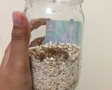 Foto langkah ke 2 dari resep Overnight Oatmeal.