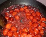 Foto langkah ke 2 dari resep Korean Fresh Strawberry Milk.