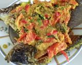 Foto langkah ke 5 dari resep Gurami Pesmol - Ikan Bumbu Kuning.