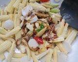 Foto langkah ke 4 dari resep Tumis Putren Bakso.