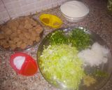 न्यूट्रीला और सूजी मिक्स वेज पराठा(Nutrela aur suji mix veg paratha recipe in Hindi) रेसिपी चरण 1 फोटो