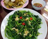Hình bước làm 3 của món Cơm ngon nhà nấu