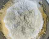Foto langkah ke 2 dari resep Butter Cookies.