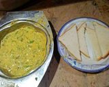 A picture of step 1 of Bread pakora.