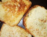A picture of step 1 of Homemade breadcrumbs.