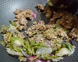 Foto langkah ke 4 dari resep Kwetiau Jangan Gerus.
