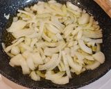 Foto del paso 2 de la receta: Salteado de pavo con champiñones al pimentón