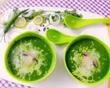 A picture of step 2 of Spinach mushroom soup.