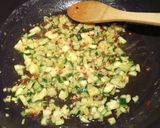 A picture of step 3 of Shrimp Scampi.