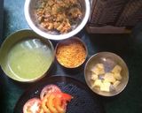 A picture of step 1 of Mumbai Sandwich.
