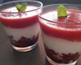 Foto del paso 4 de la receta: Copa de yogur y fresas con edulcorante