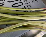 Une image de l'étape 2 de Tarte à la rhubarbe et prunes, crème pommes citron vert.