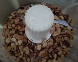Foto del paso 1 de la receta: Mantequilla de maní dulce