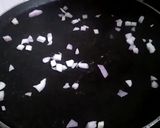 A picture of step 4 of Onion Rava Masala Dosa.
