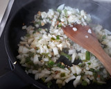 Foto del paso 1 de la receta: Empanadillas de bacalao y pasas