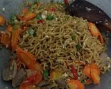 Foto langkah ke 3 dari resep Mie goreng special.