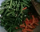 Foto langkah ke 3 dari resep Oseng sayur teri nasi.