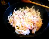 Foto del paso 3 de la receta: Merlucitas sobre cama de verduras al horno
