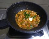 A picture of step 3 of Soya bhurji pav.