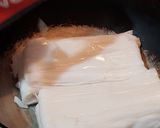A picture of step 1 of Wat Tan Hor in Egg Gravy / Flat Rice Noodles in Egg Gravy.