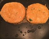 A picture of step 2 of Chickpeas and butternut squash burgers.