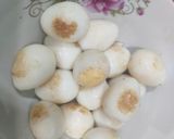 Hình bước làm 2 của món Phá lấu bao tử ba sa trứng cut