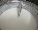 A picture of step 3 of Dahi Vada.