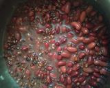 A picture of step 2 of Dal makhni.