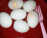Hình bước làm 1 của món Trứng kho thịt.