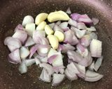 A picture of step 1 of Red Coconut Chutney (Kerala Style).