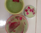 Foto langkah ke 4 dari resep Puding Nutrijel Santan Pandan dengan Buah Naga.