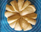 Foto langkah ke 3 dari resep Burger Bun Homemade.