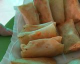 Foto langkah ke 5 dari resep lunpia isi udang wortel kentang.
