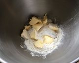 Une image de l'étape 1 de Pâte brisée épeautre, lait et caramel (pour tarte sucrée).
