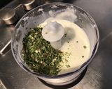 Une image de l'étape 3 de Sauce au fromage blanc, citrons et herbes aromatiques (pour salades).