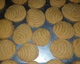 A picture of step 6 of Custard Cookies.