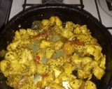 Foto del paso 3 de la receta: Zapallito revuelto con pollo salteado