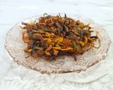 A picture of step 3 of Mixed Zucchini Peels Fry.