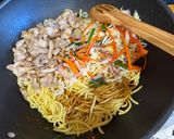 A picture of step 7 of Easy Chicken Chow Mein.