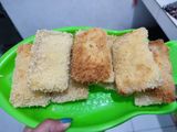Roti goreng isi coklat/keju