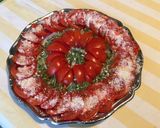 Une image de l'étape 6 de Salade de tomates à l oignon doux d Italie,herbes aromatiques et parmesan.