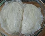 Foto del paso 5 de la receta: Figaza rellena de salchichas y huevo con mozzarella
