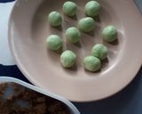 Foto langkah ke 2 dari resep KLepoN.