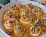 Foto del paso 4 de la receta: Huevos rellenos de porra (salmorejo)