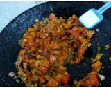 A picture of step 2 of Paneer Bhurji.